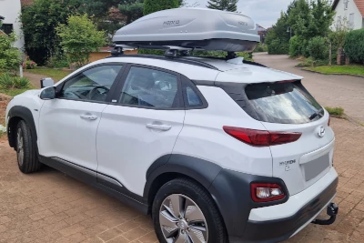 Hyundai Kona in Trippstadt: Dachbox für den Urlaub mieten...