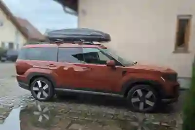 Dachbox auf Hyundai Santa Fe montiert