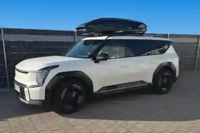 Dachbox in Busenberg auf einem Kia EV9
