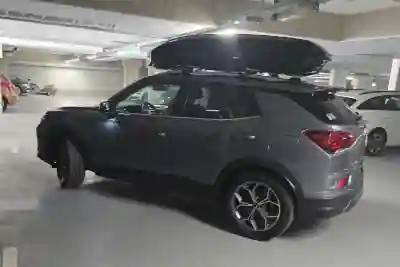 Dachbox auf einem KGM Korando