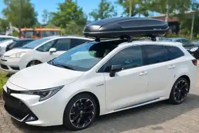 Dachbox in Oggersheim auf einem Toyota Corolla Touring Sports