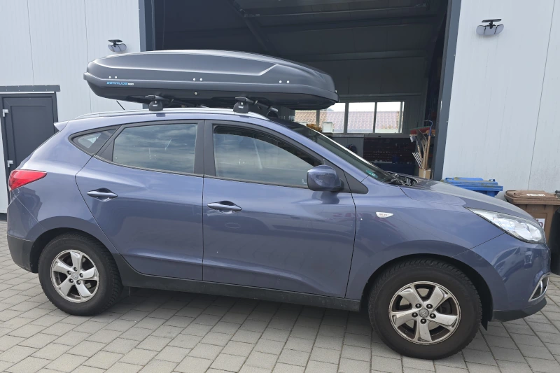 Höhfröschen - eine 530-Liter Dachbox auf einem Hyundai ix35