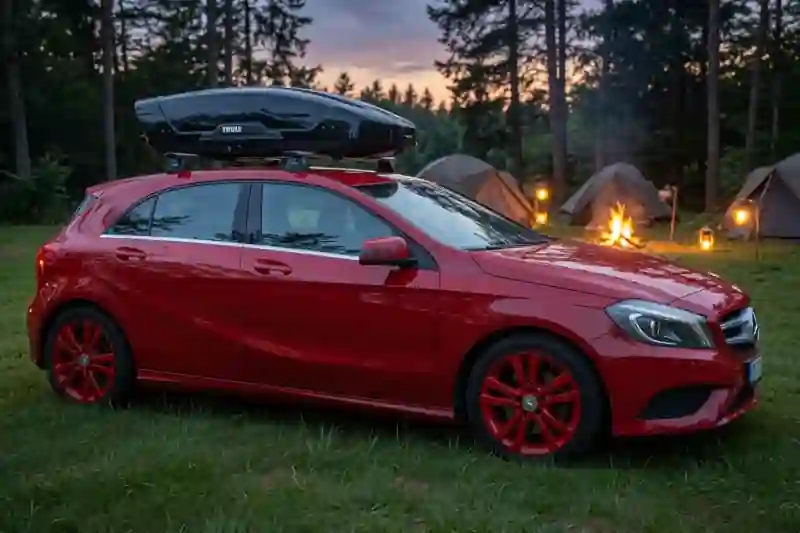 Weilerbach - eine 400-Liter Dachbox auf einem Mercedes A Klasse