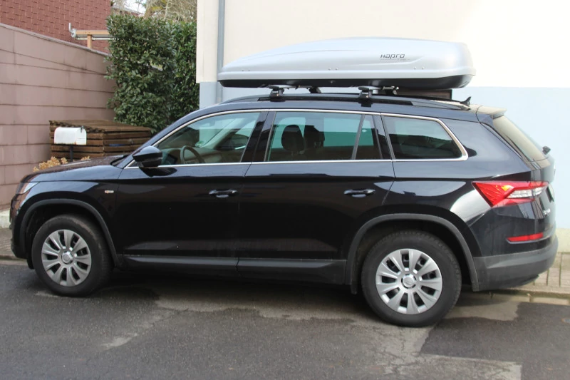 Bild: Dachbox mit 530 Litern Volumen auf einem Skoda Kodiaq in Zweibrücken